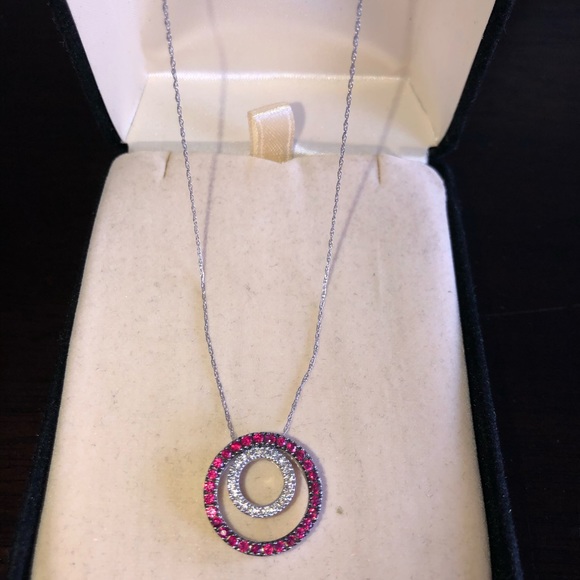 People’s Diamond double circle pendant - Picture 2 of 3